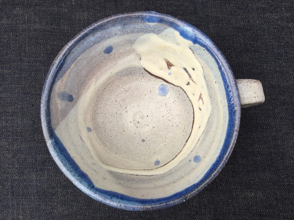 青い縁のスープカップ(割高台) 3枚目の画像