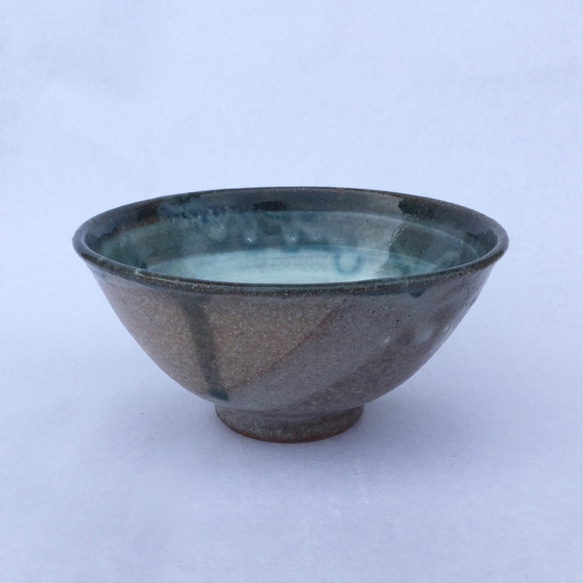 エメラルドグリーンとリングの茶碗 5枚目の画像