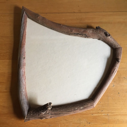 手刷り木版画「はっぱの家」　和紙に手刷り手彩色　葉っぱの押し花がよく似合う。　額縁とのセット販売　一点物です 3枚目の画像