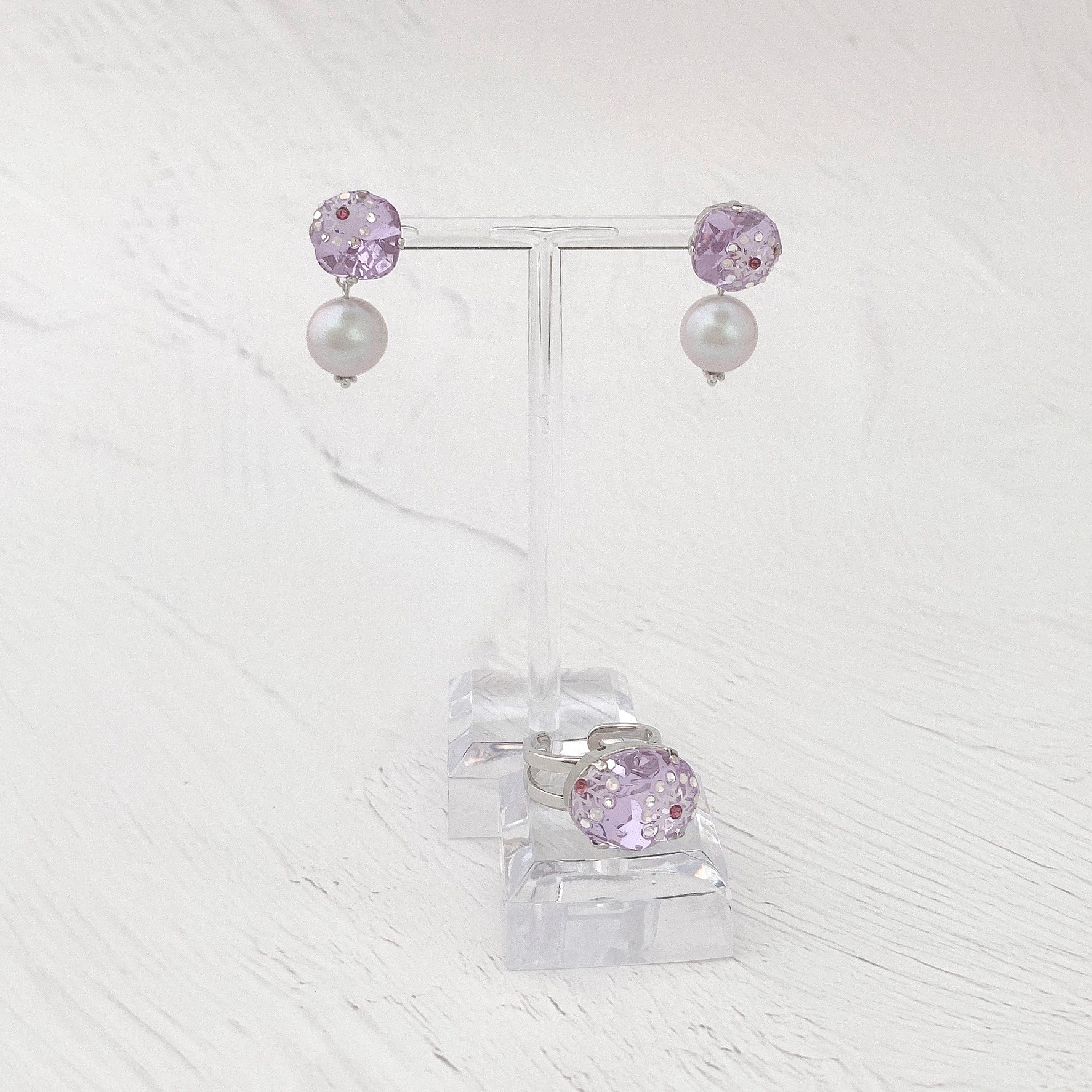 クリスタルフラワーピアス／ラベンダー