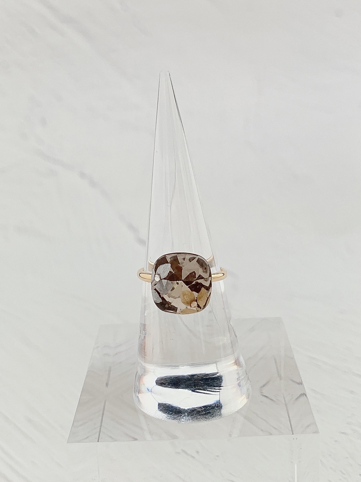 クリスタルリーフピアス/グレージュ