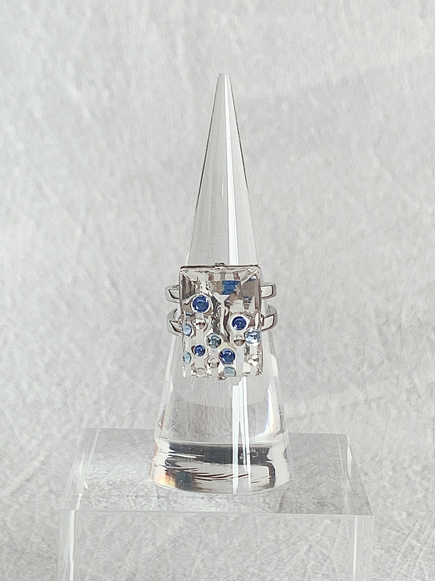 長方形クリスタルストライプリング/ブルー