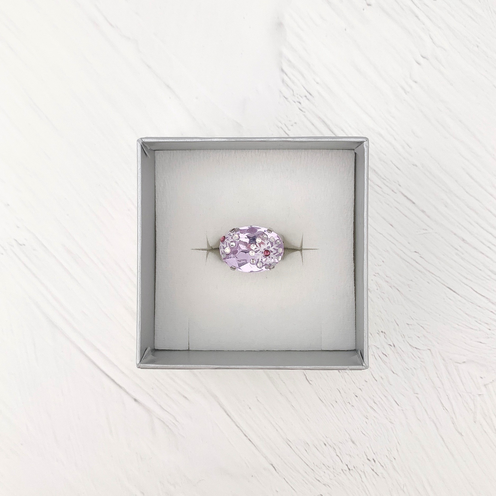 クリスタルリング／ラベンダー 6,006円