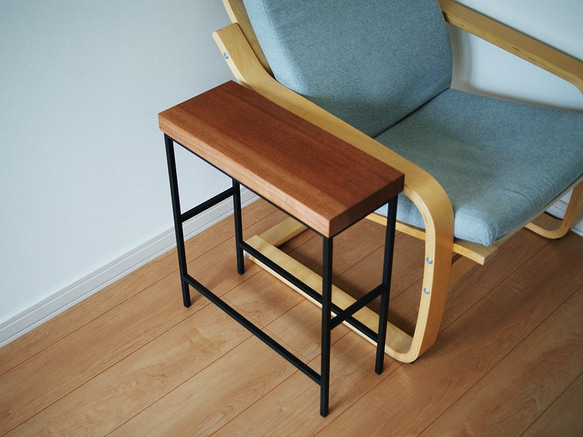 Iron Stool Sidetable 洋桜 1枚目の画像