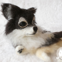 羊毛フェルトの犬（伏せポーズ閉じ口）全長25cm一部ペットの毛使用可 4枚目の画像