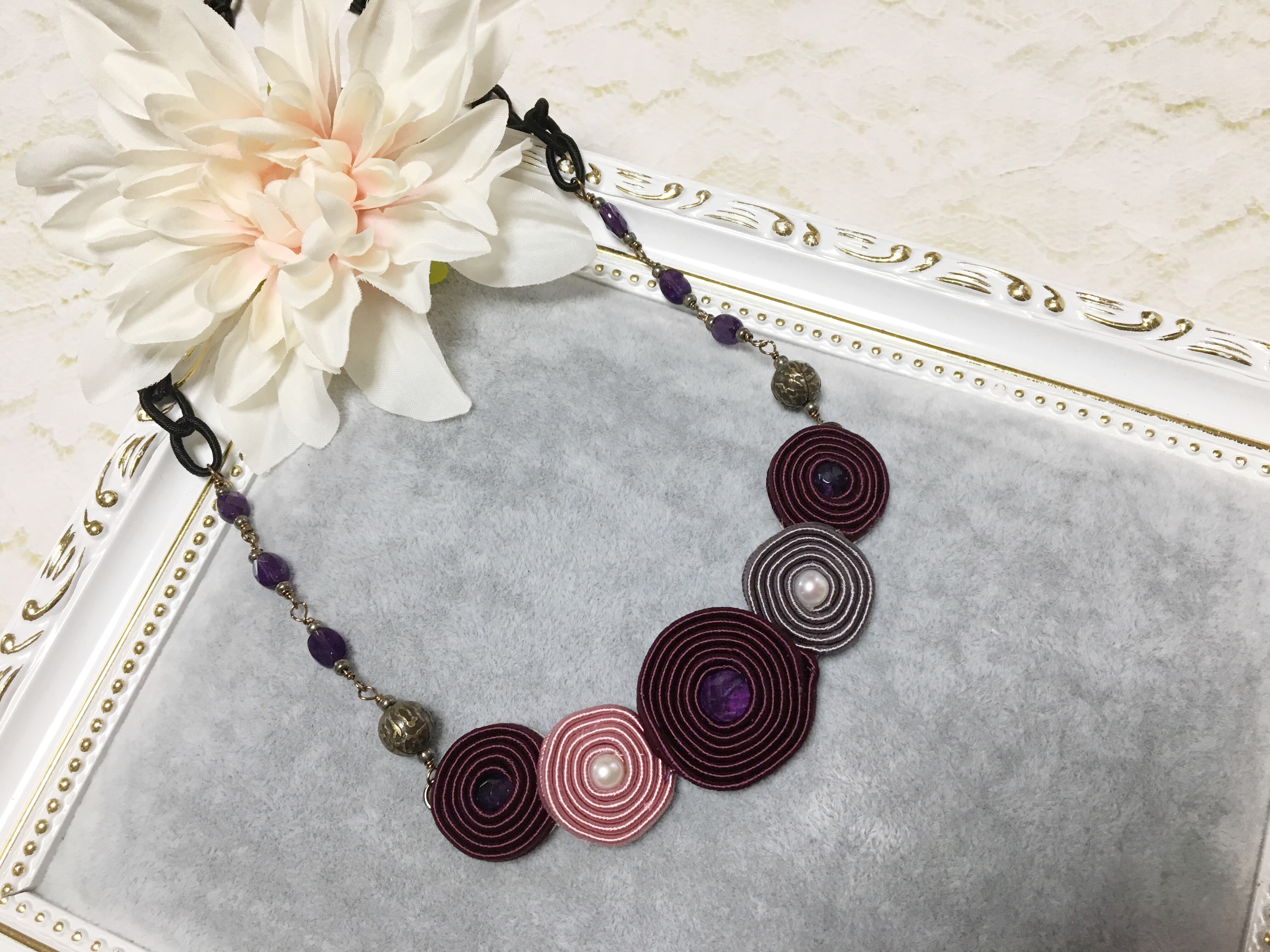 アメジストのソウタシエジュエリー。