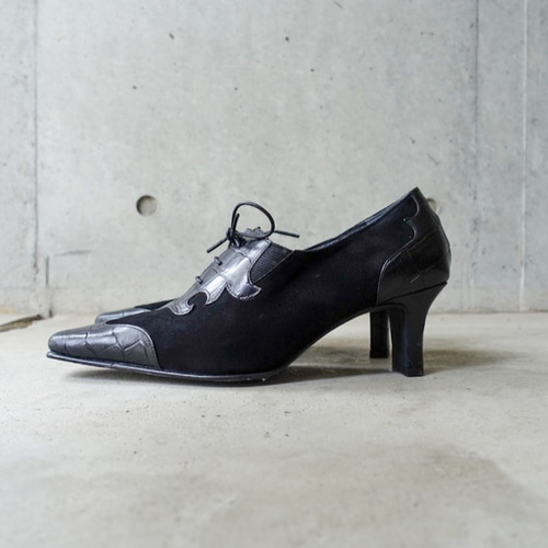 美品 ブラックレザー レースアップパンプス　 Knuth Marf ブラック 美品 ブラックレザー レースアップパンプス Knuth Marf ブラックΩ