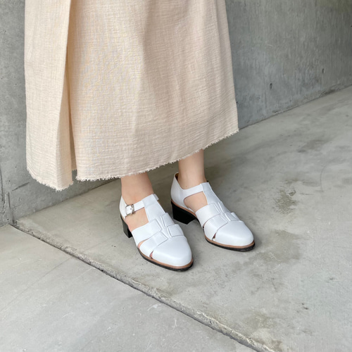 SALE】素足でもソックスでも履ける！レディース グルカサンダル