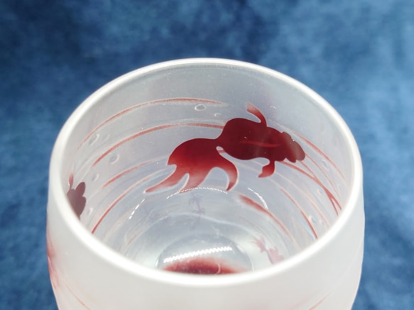 「金魚②」　 サンドブラスト 赤 ミニワイン　 4枚目の画像