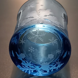 「雪の結晶 B」 サンドブラスト ブルー ロックグラス　インディゴブルー 9枚目の画像
