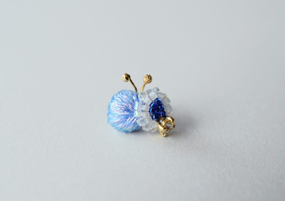 &lt;永恆的蝴蝶“小”~蝴蝶帶耳環~&gt;耳套“極光藍”18KGP 第1張的照片