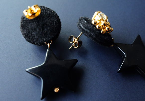 &lt;titi ~Nandemonai Hino Earrings~&gt;刺繡耳環“星夜”/防過敏/長耳環可更換 第6張的照片