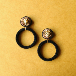 &lt;露西〜伊洛多星球〜&gt;刺繡耳環◎棕色x絲絨戒指◎兼容過敏的零件可以更改 第1張的照片