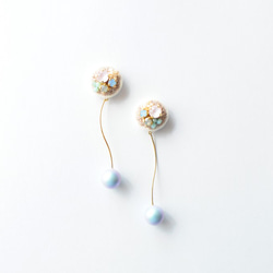 ＜titi～ナンデモナイヒノ耳飾～＞刺繍ピアス◎フラワーシャワー/FlowerShower◎アレルギー対応/ロングポスト 4枚目の画像