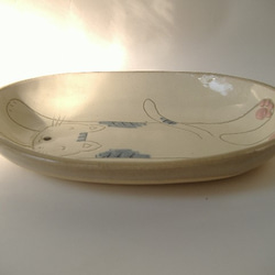 猫の楕円皿 2枚目の画像
