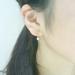 【*TY*】Gold tree and Fresh pearl pierces 2枚目の画像
