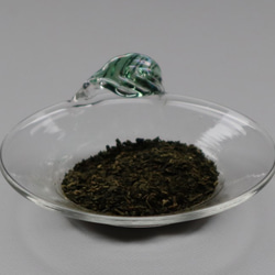 茶香炉。葉っぱのモチーフ、耐熱ガラス製　好みの茶葉と炎のゆらぎで自分だけの時間と空間を。　茶香炉80(CHA-80LF) 4枚目の画像