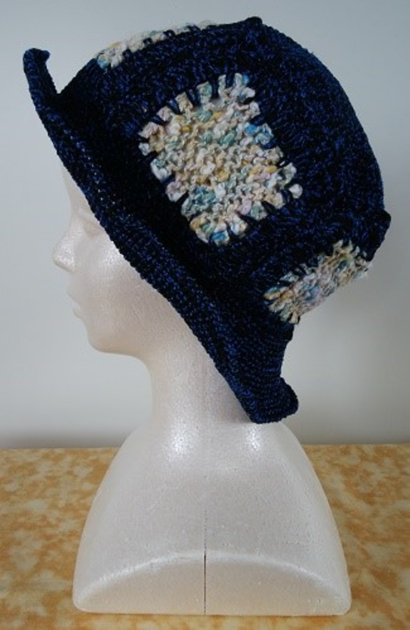 （スピード発送）メリヤス編みのモチーフをパッチワーク風に繋いで編んだ、夏用帽子！(Ｂ） 6枚目の画像