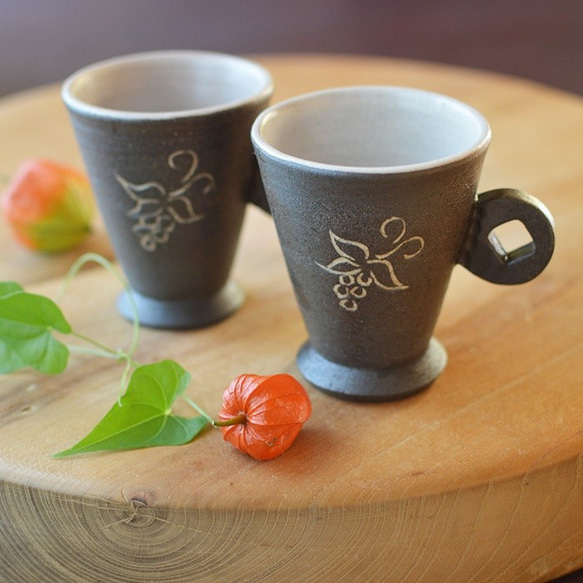 【Creema福袋】コーヒーカップ（葡萄）２点セット 1枚目の画像