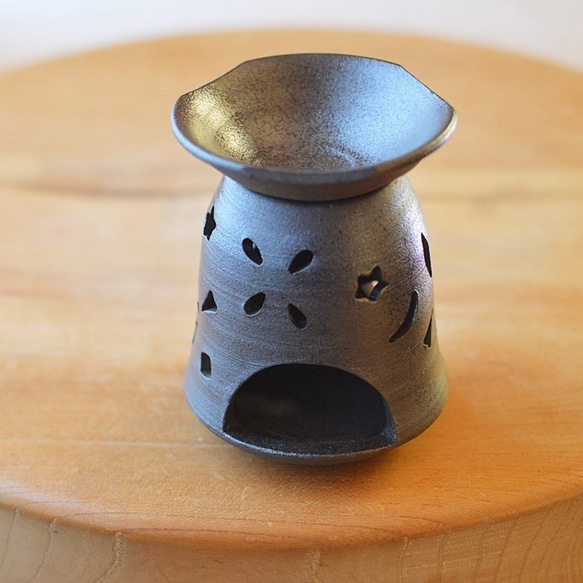 【Creema福袋】陶器のアロマポット・茶香炉 ＆ 桜小皿 2枚目の画像