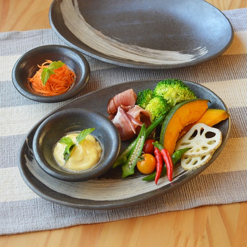 豆皿／黒・焼き〆陶器（レンジ、オーブン、食洗機OK） 薬味皿
