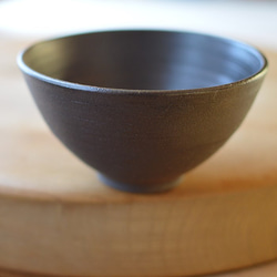飯碗（小）/黑色烘焙陶瓷（可用於微波爐、烤箱、洗碗機） 第3張的照片
