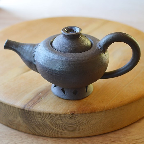 アラジンポット／黒・焼き〆陶器（レンジ、オーブン、食洗機ＯＫ） 2枚目の画像