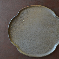 緋色のパン皿（小）／黒・焼き〆陶器（レンジ、オーブン、食洗機ＯＫ） 5枚目の画像