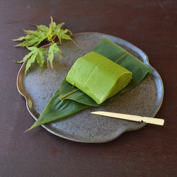 緋色のパン皿（小）／黒・焼き〆陶器（レンジ、オーブン、食洗機ＯＫ） 10枚目の画像