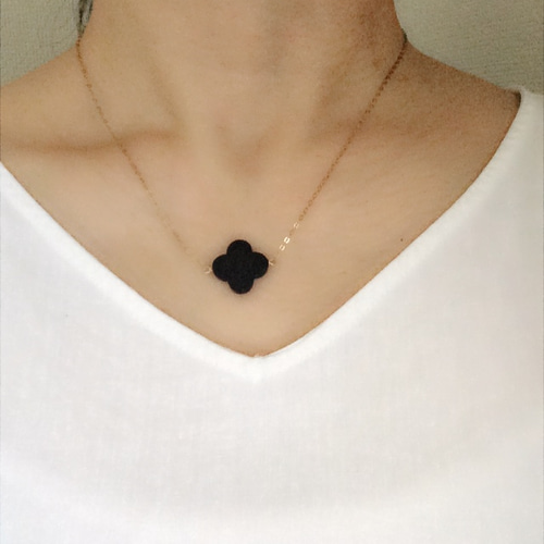 クローバー♪ フラワーオニキスネックレス ネックレス