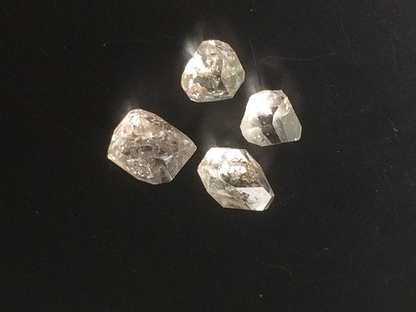 閃耀的夢想赫基默毛坯鑽石 第2張的照片