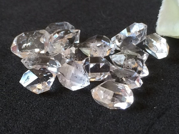 【再販】夢の輝きハーキマーダイヤモンド原石 1枚目の画像