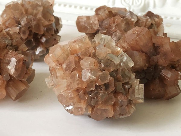 Aragonite Tunsun晶體礦石 第3張的照片