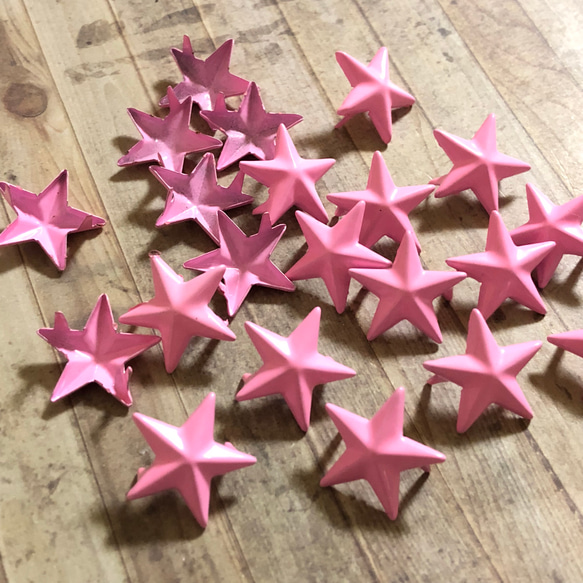 爪折り式 星スタッズ15mm ピンク 20個セット 1枚目の画像