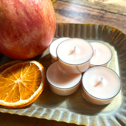 アップル＆オレンジの香り　ソイキャンドル    ティーライト5個セット 1枚目の画像