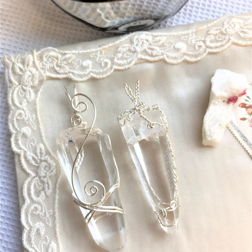 センティエントプラズマクリスタル ペンダントトップ（コロンビア水晶