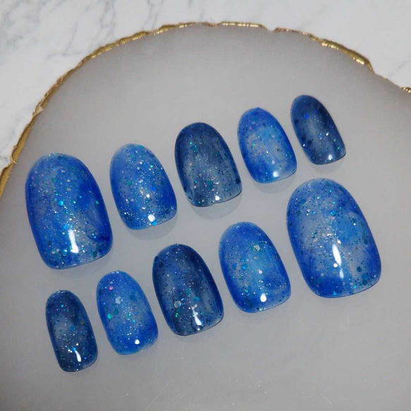 ネイル ネイルチップオーダー 大人系 ニュアンス 透け感 水色 個性的 夏