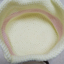 毛糸  オフホワイト&ライトピンク  ボーダー  バッグ 3枚目の画像