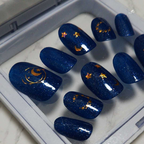 ☆現品限り☆ ジェルネイルチップ ネイビー&ジュエルサファイア 夜空  