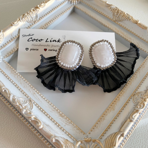 ベリンダ ビーズ刺繍とフリルの大人かわいいピアス イヤリング  