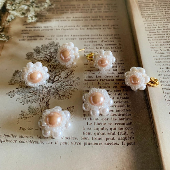 グレース パールフラワー ピアス/イヤリング アレルギー対応 お花 