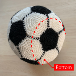 【受注製作品】サッカーボールの骨壺カバー（3寸用） 2枚目の画像