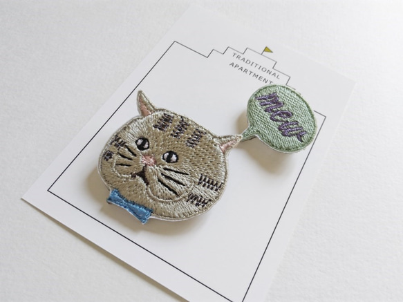 ●サバトラねこちゃん●刺繍ブローチ 3枚目の画像