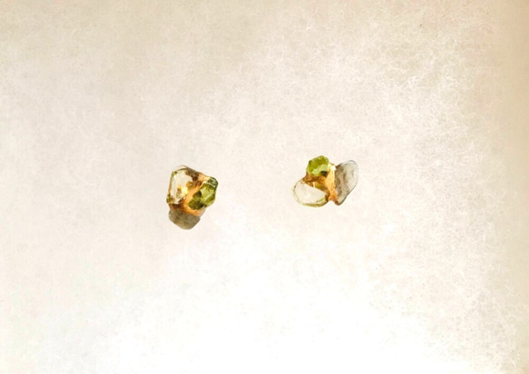 Kintsugi x 天然石耳環（橄欖石、拉長石、喜馬拉雅水晶） 第2張的照片