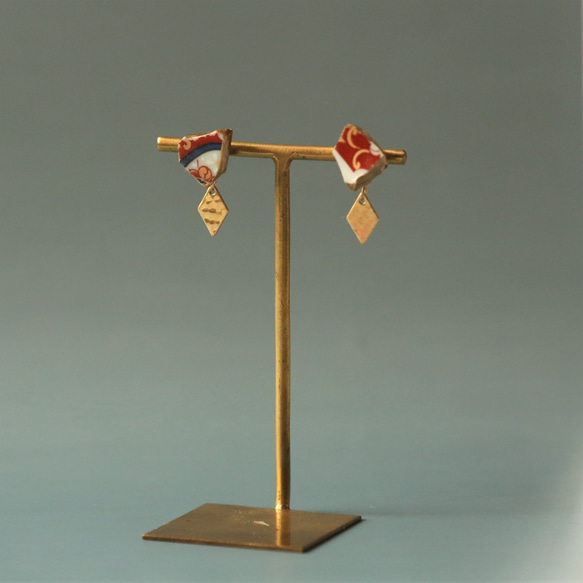 定做 有田瓷器 x Kintsugi 穿孔耳環（紅瓷器、黃銅鑽石） 傳統工藝 第2張的照片