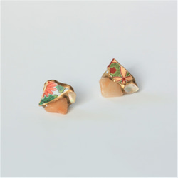 定制有田瓷器 x Kintsugi 穿孔耳環（橙色砂金石、貝殼） 第1張的照片
