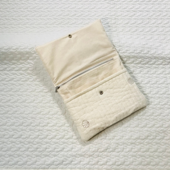 Mサイズ  scallop embroidery Korea  fabric 　母子手帳ケース　コリアファブリック　貝殻 3枚目の画像