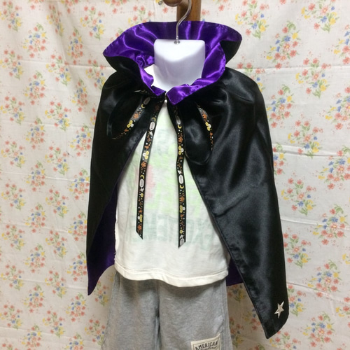 ☆100cmサイズ☆ハロウィンマント☆星のワッペン付き☆ハロ柄