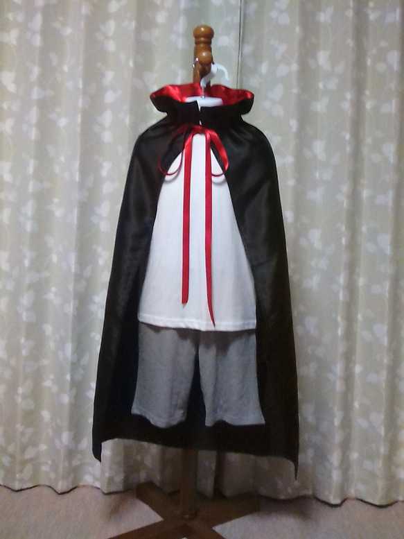 ドラキュラマント 140cm 黒赤 Amazon.co.jp: [ミューズ]ハロウィン クリスマス マント