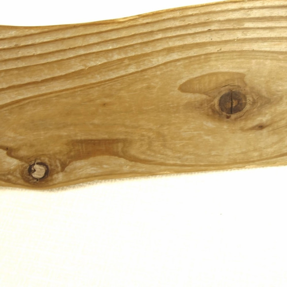 【温泉流木】シンプル黒金具の流木ラック002ゆるやか木目 壁掛け棚 ウォールラック 流木インテリア 5枚目の画像